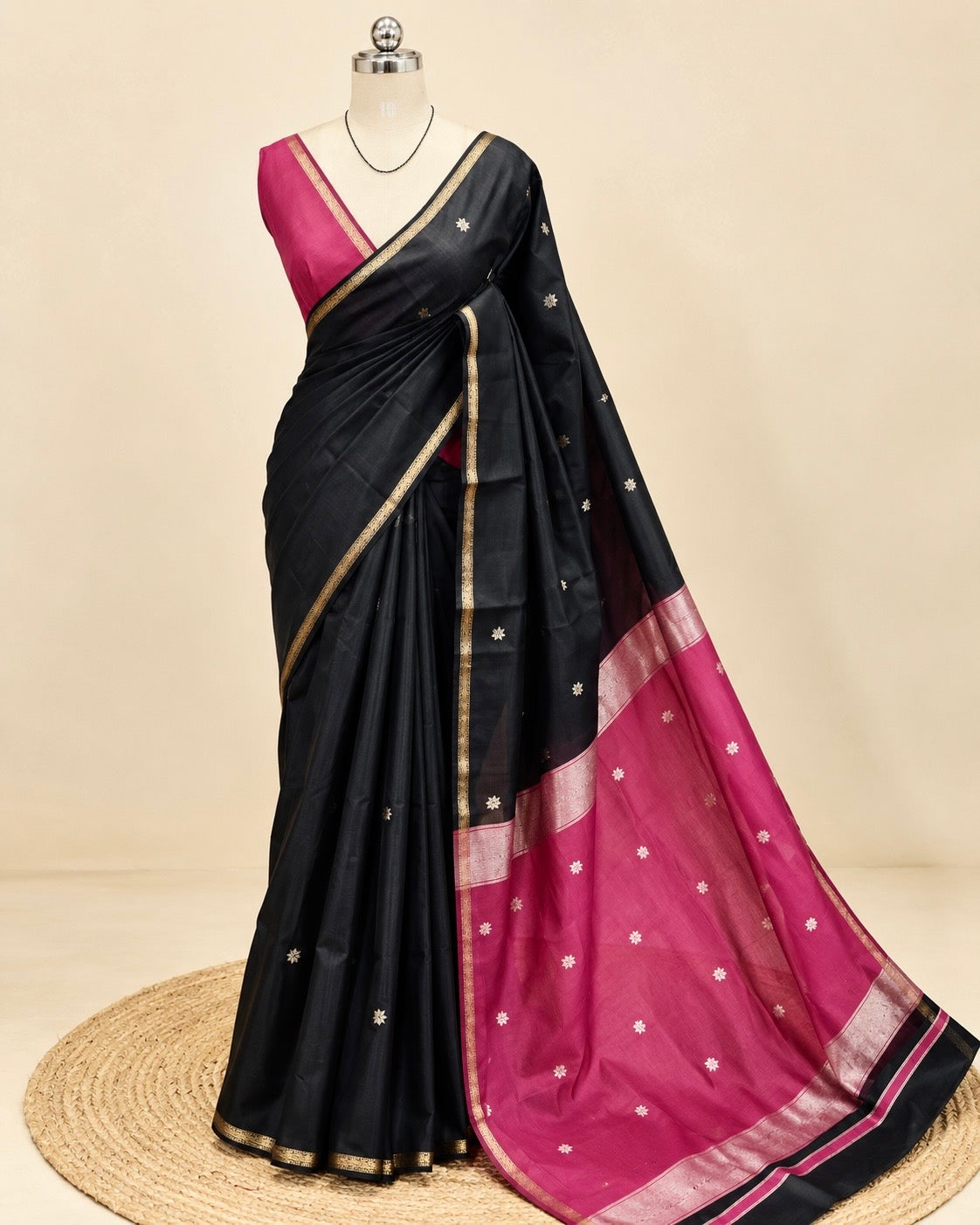 Black Maheshwari Silk Cotton Saree LUXSM01
